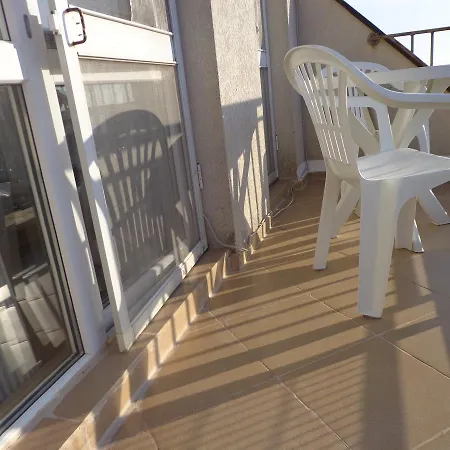 Apart Hills Апарт-отель