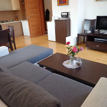 Apart Hills * Каварна