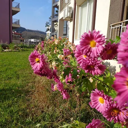 Apart Hills Apartmanhotel