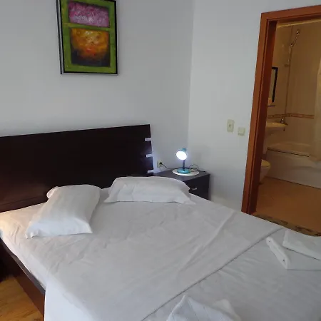 Apart Hills Apartmanhotel