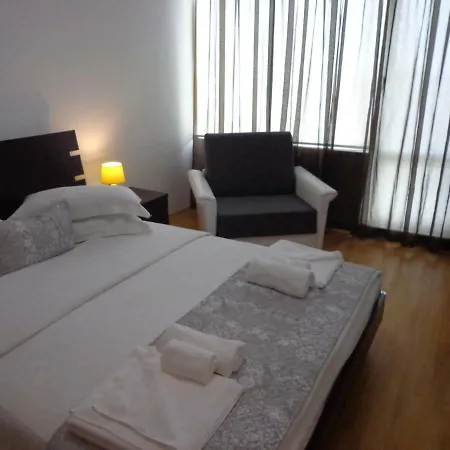 Apartahotel Apart Hills *