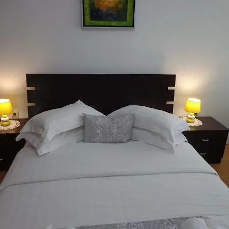 Apart Hills Apart-hotel *