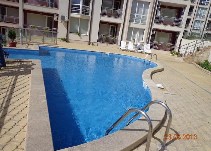 Apart Hills Каварна