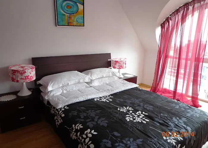 Apart Hills Апартхотел *