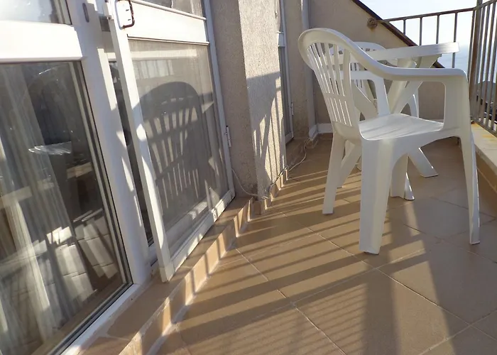 Apart Hills Апартхотел