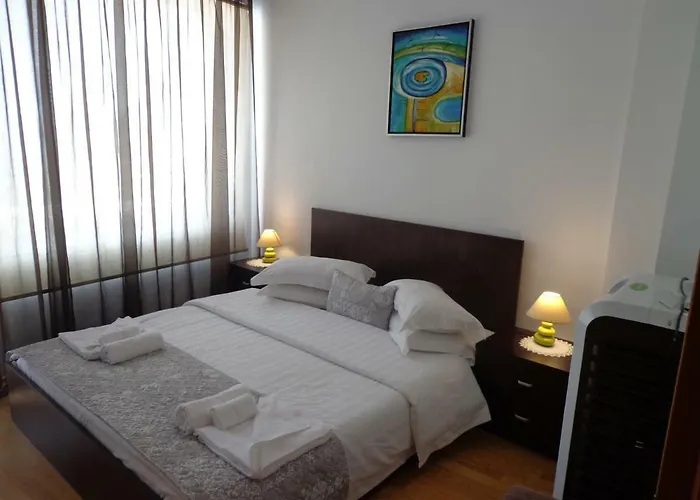 Apart Hills Каварна