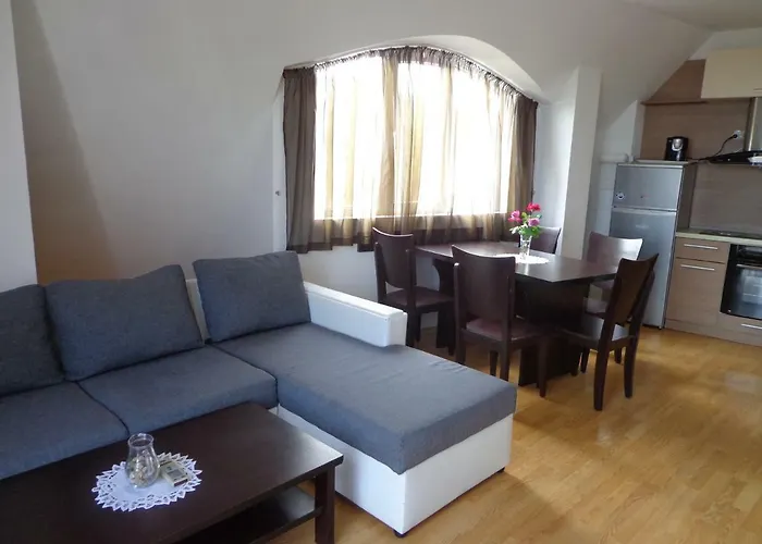 Apart Hills Апартхотел